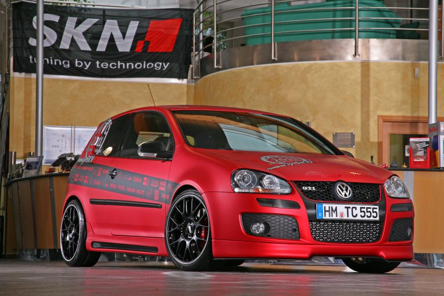 Volkswagen Golf GTi by SKN '2012